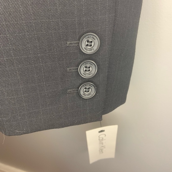 NWT size 10 Calvin Klein women’s gray blazer - Picture 5 of 6